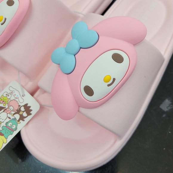 Brand New Sanrio My Melody Big Charm Slippers US 7.5 - Picture 2 of 10